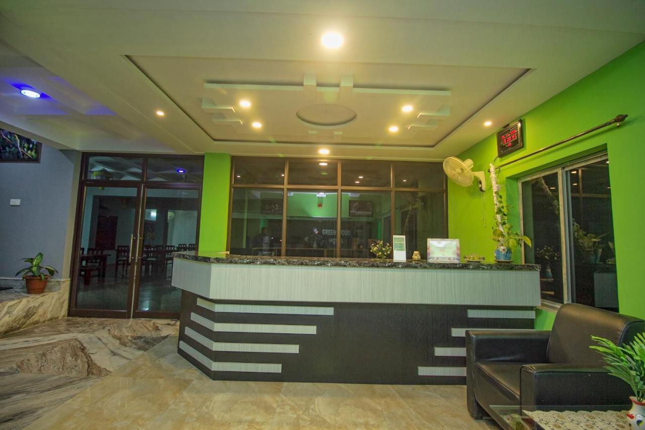 Green Wood Hotel Sziliguri Kültér fotó